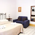 Acanto Aparthotel