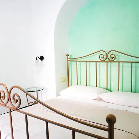 Acanto 4* ליפארי