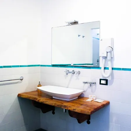 Acanto شقة فندقية ليباري