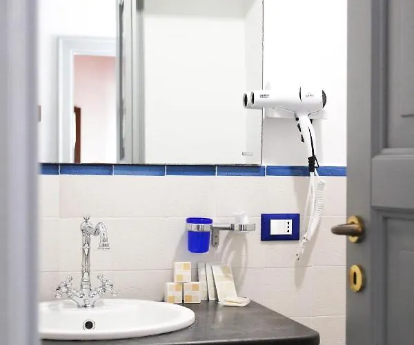 Acanto Aparthotel 4*