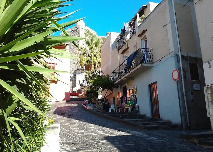 Acanto Aparthotel 4*