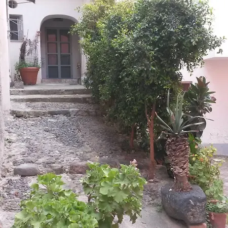 Acanto Lejlighedshotel 4*